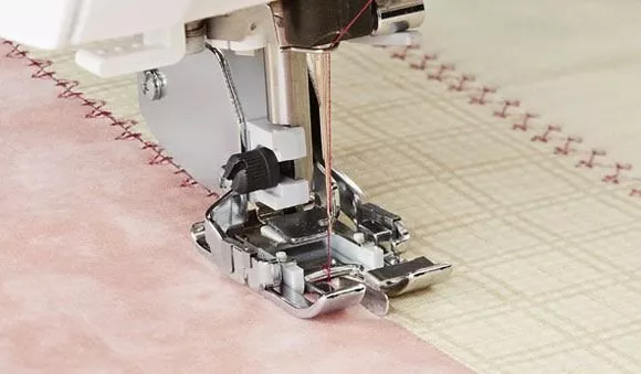 changeable-decorative-guide-foot-interchangeable-dual-feed Changeable Decorative Guide Foot for Interchangeable Dual Feed