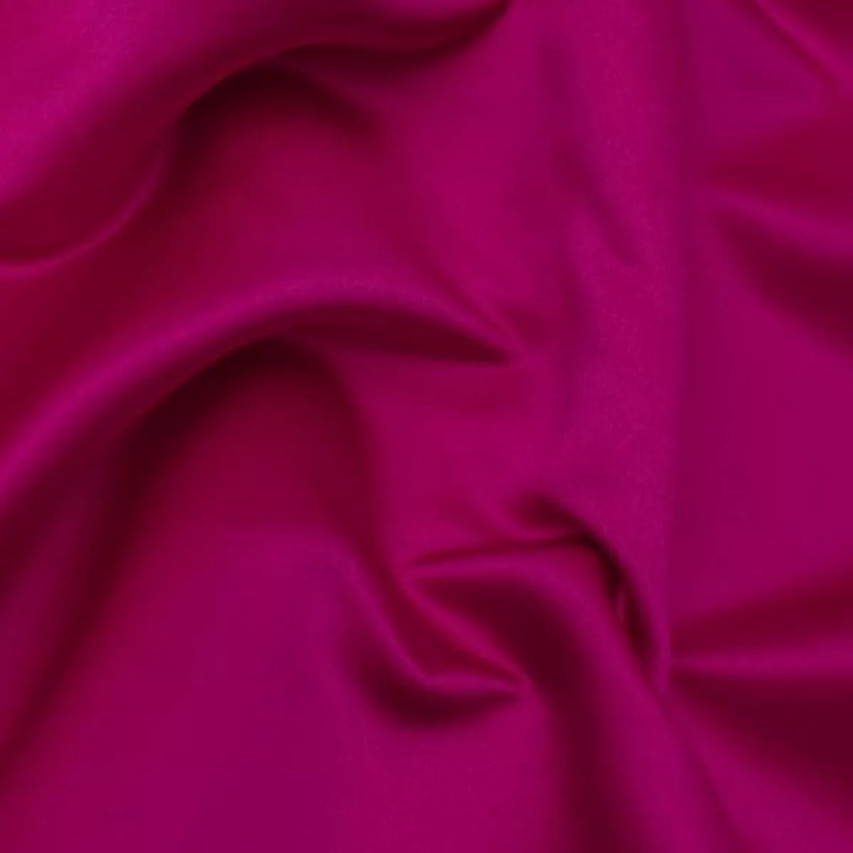 Classique Duchess Satin – Fuchsia