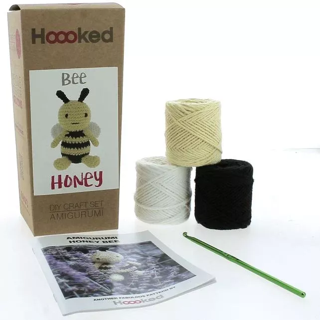 honey-bee-crochet-kit-hoooked-eco-barbante Honey Bee - Crochet Kit - Hoooked Eco Barbante