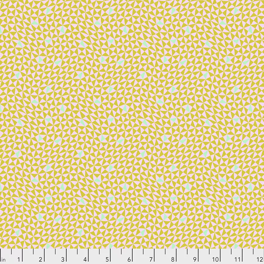 monkey-wrench-hourglass-mango-pwtp138-mango-tula-pink-oop Monkey Wrench Hourglass Mango PWTP138 .MANGO Tula Pink OOP