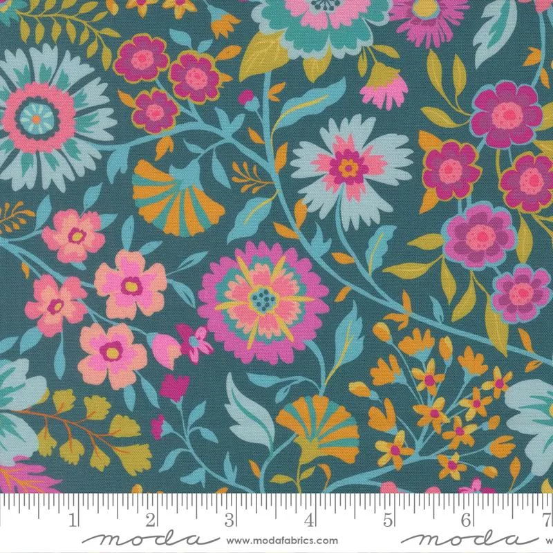 Parlor 11961 16Wild And Free Peacock