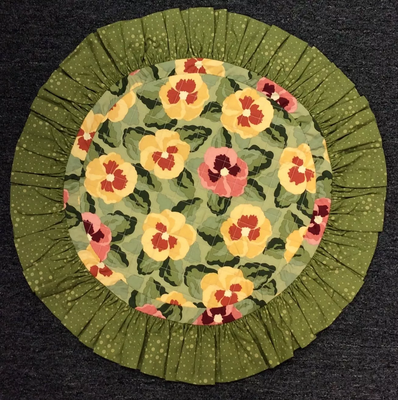 Reversible Flower Circle 21"