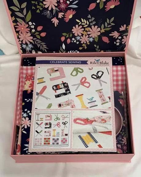 riley-blake-designs-10th-anniversary-quilt-kit Riley Blake Designs 10th Anniversary Quilt /kit