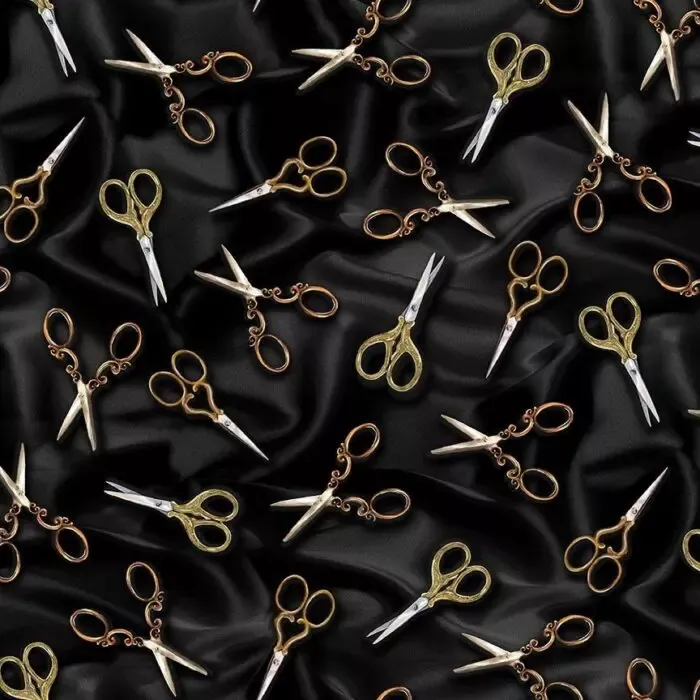 Sew Far Sew Good – Tossed Vintage Scissors